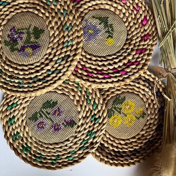 Vintage BoHo Cross Stitch Floral 4￼ Hot Pads Trivets Mats / Wicker Straw Woven - Picture 2 of 12